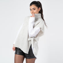 Load image into Gallery viewer, Sleevless Sweater Vest