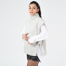 Load image into Gallery viewer, Sleevless Sweater Vest
