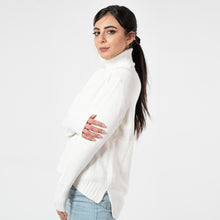 Load image into Gallery viewer, Winter Top