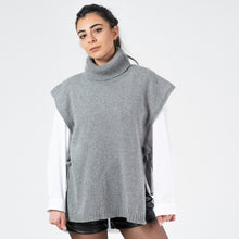 Load image into Gallery viewer, Sleevless Sweater Vest