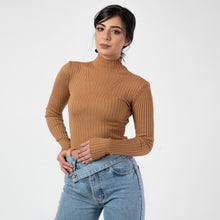 Load image into Gallery viewer, Basic Crop Top