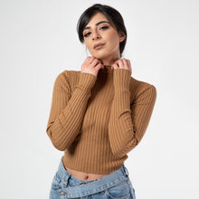 Load image into Gallery viewer, Basic Crop Top