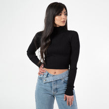 Load image into Gallery viewer, Basic Crop Top